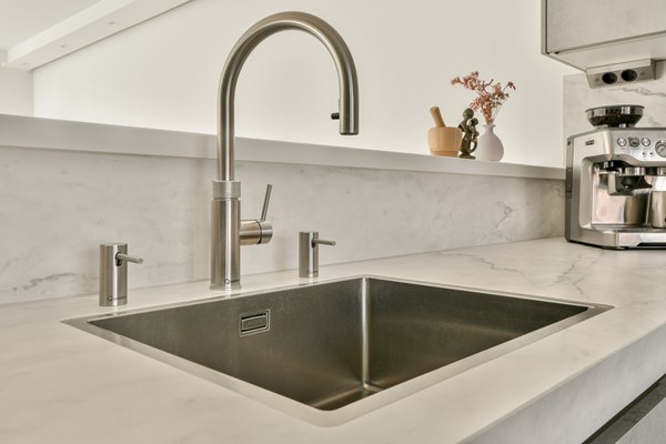 Medium property photo - Balatonmeerlaan 43, 1060 RD Amsterdam